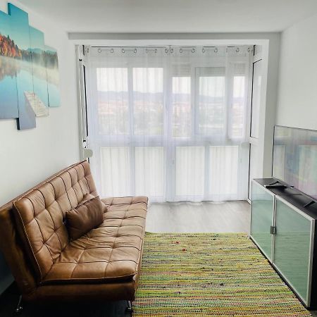 Barca 5 New Beach Apartment سان أدريان دي بيزوس المظهر الخارجي الصورة