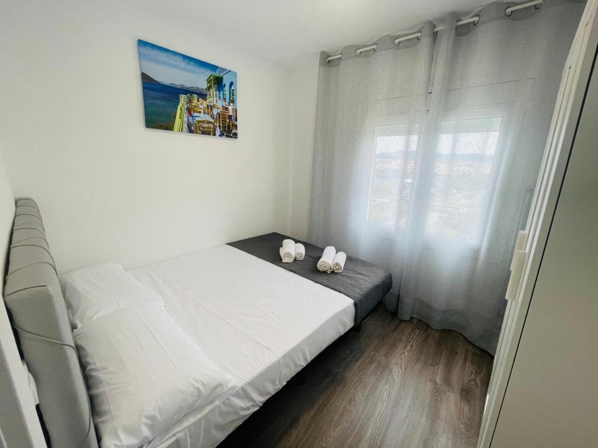 Barca 5 New Beach Apartment سان أدريان دي بيزوس المظهر الخارجي الصورة