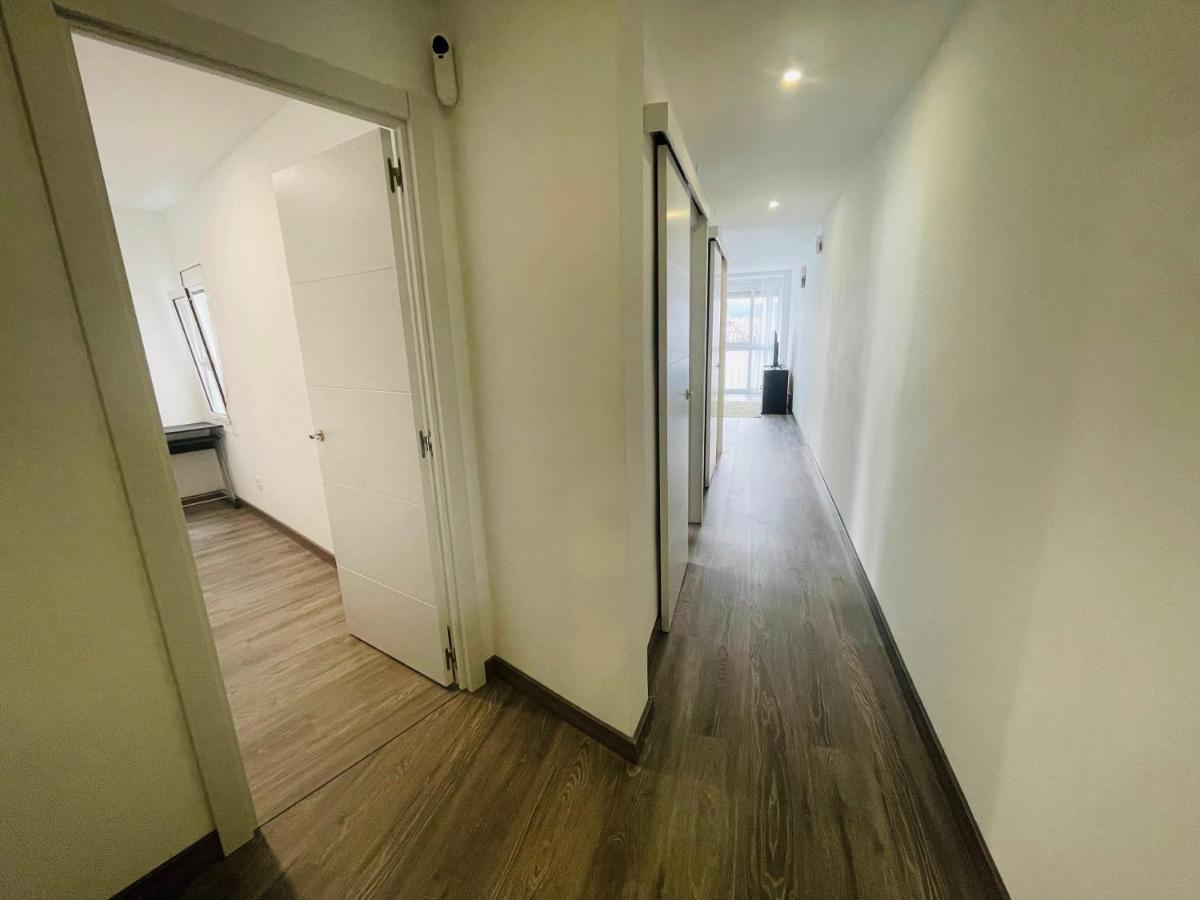 Barca 5 New Beach Apartment سان أدريان دي بيزوس المظهر الخارجي الصورة