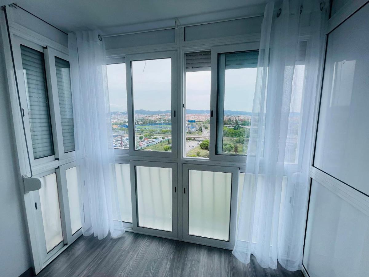 Barca 5 New Beach Apartment سان أدريان دي بيزوس المظهر الخارجي الصورة